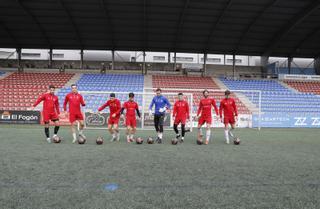 Ganzábal calienta el derbi entre Avilés y Langreo