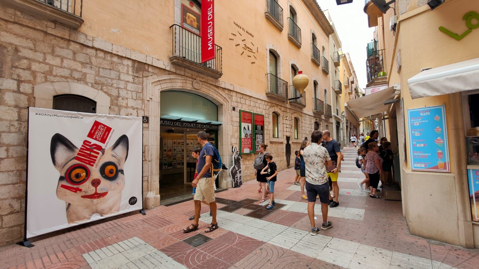 Gran afluència de visitants a la ciutat de Figueres
