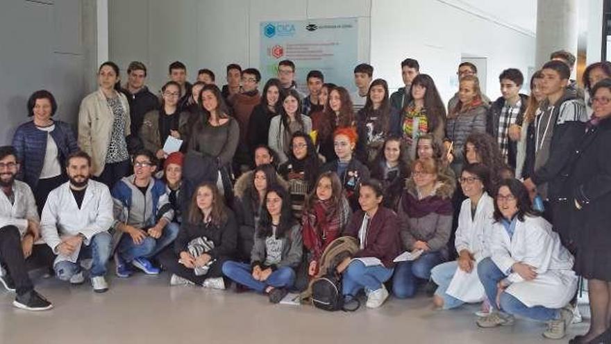 Miembros del CICA y alumnos del proyecto de Erasmus+.