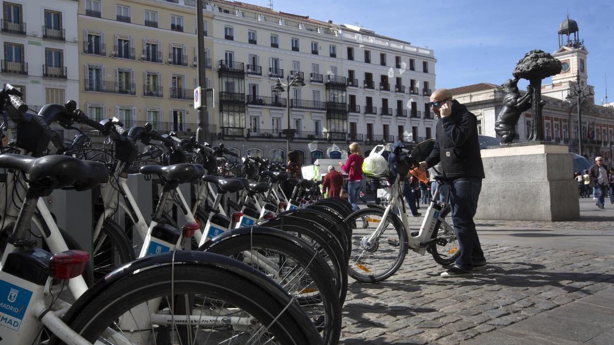 Bicicletas en la Puerta del Sol.