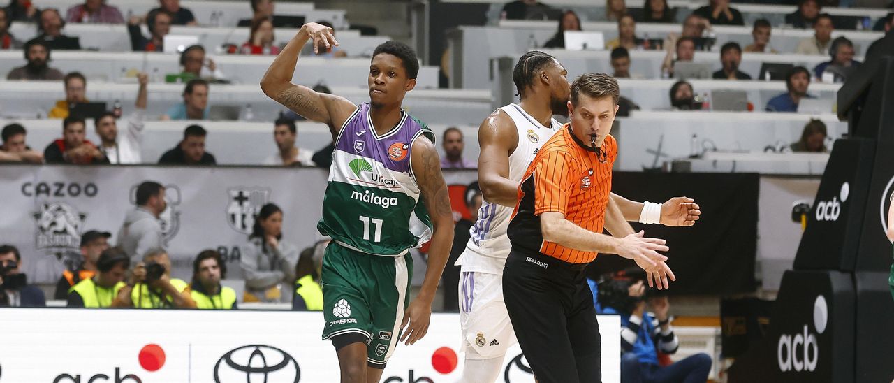 Tyson Carter jugará hasta 2025 del Unicaja, a pesar de la eterna espera.