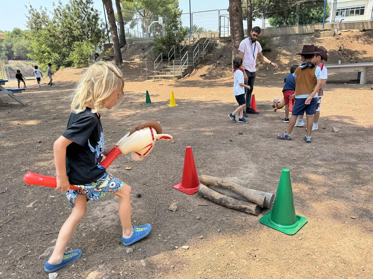 El programa va más allá de las aulas y trasladará el aprendizaje a los espacios al aire libre.