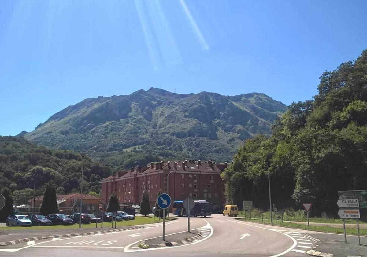 Los veinte mil pasos al Monsacro