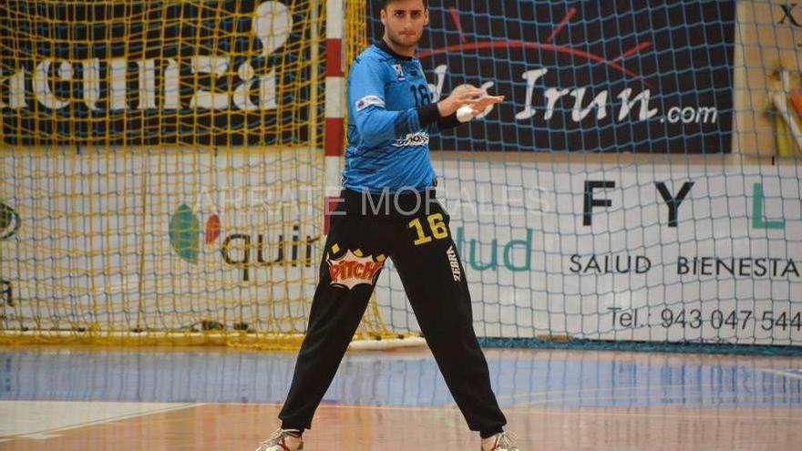 Ledo recorrerá cuatro países con el Bidasoa en la próxima VELUX EHF Champions. // Arrate Morales