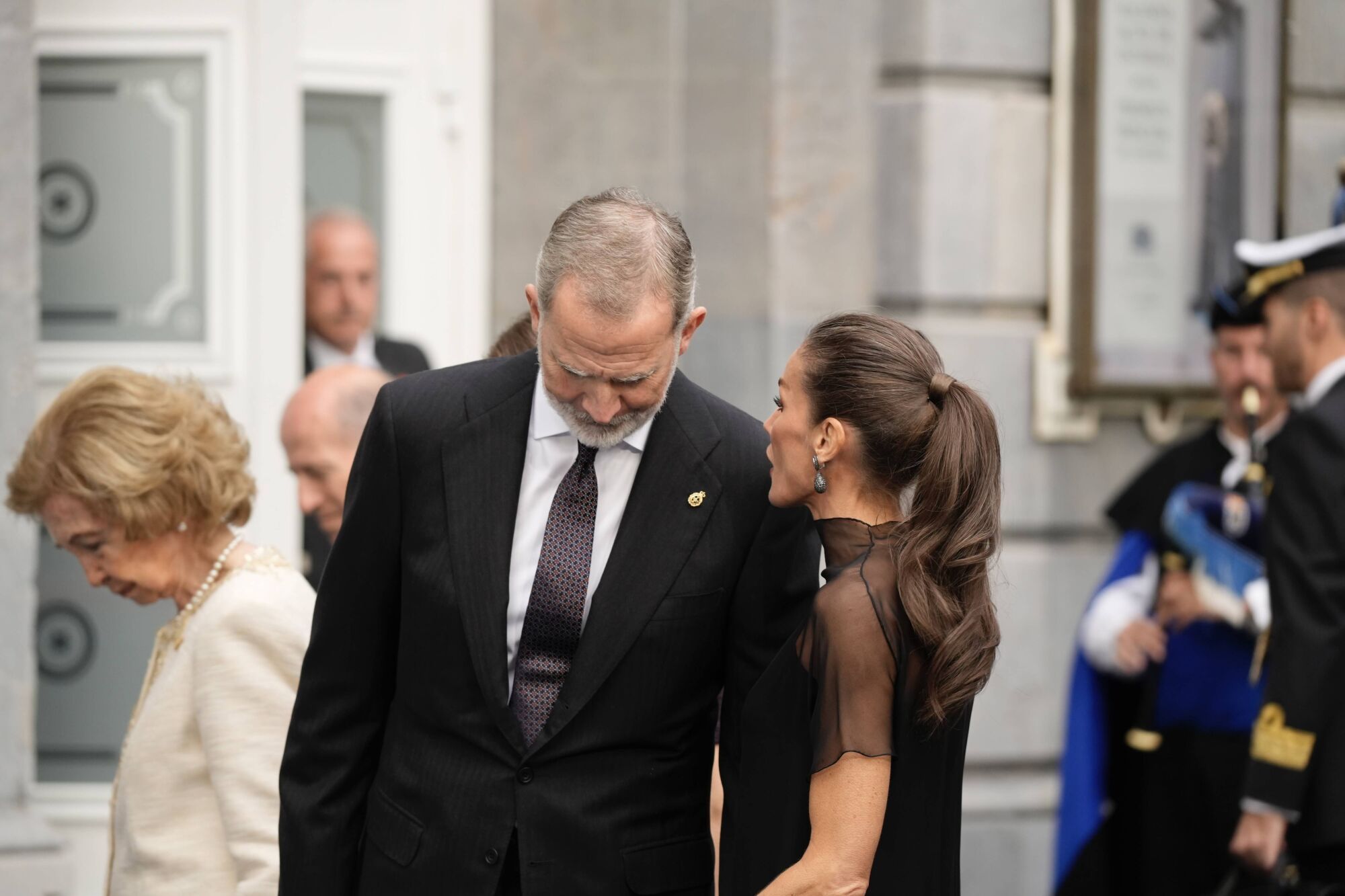 Así fue la llegada de los invitados a los premios "Princesa de Asturias" y su paso por la alfombra azul