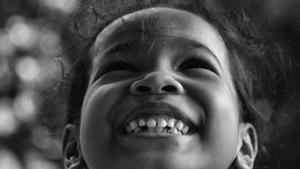 ¿Es la felicidad una sensación interna o depende de factores externos?