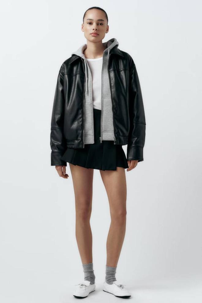 Minifalda de tablas, de Zara