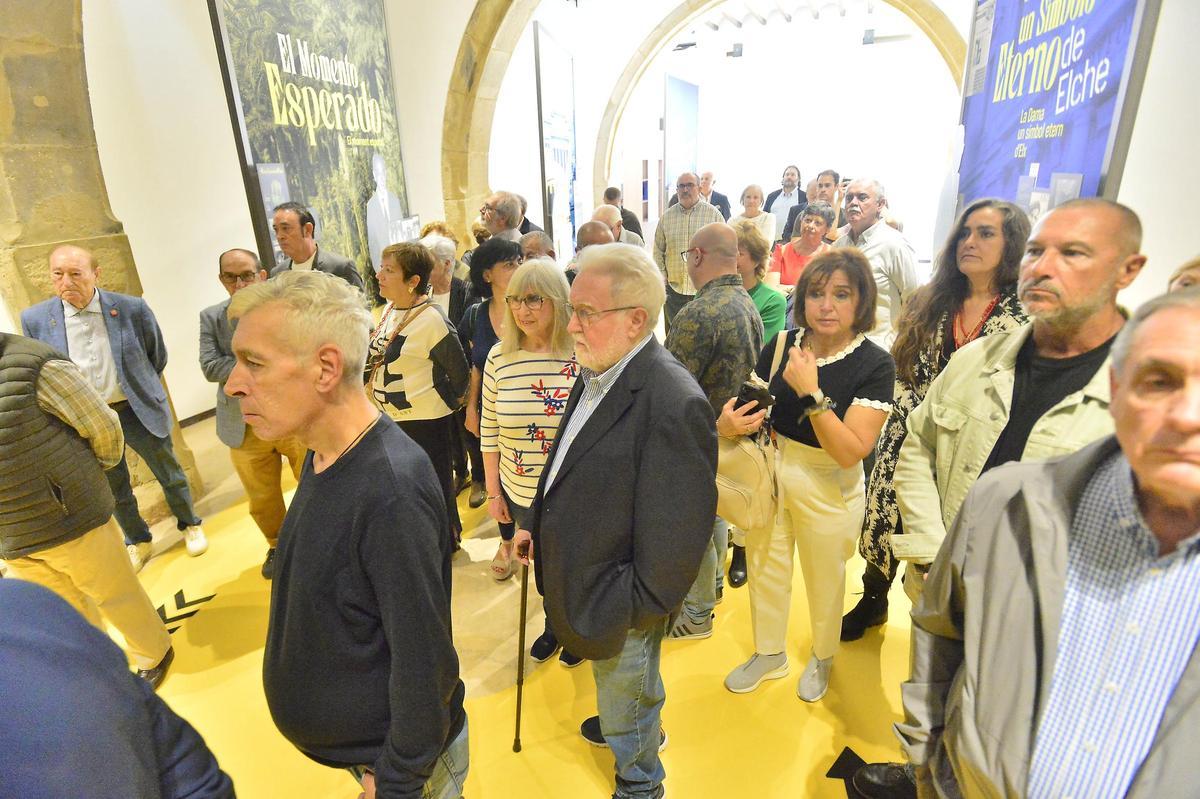 Un momento de la inauguración de la muestra sobre la visita de la Dama de Elche en 1965