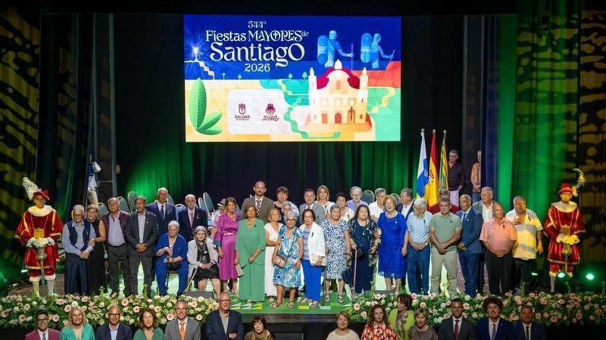 Gáldar reconoce a 32 vecinos con Pintaderas de Oro por su contribución al municipio
