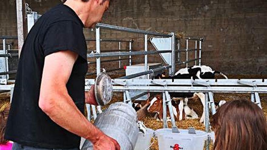 Unes 28 explotacions gironines obren les portes per «Benvinguts a pagès»