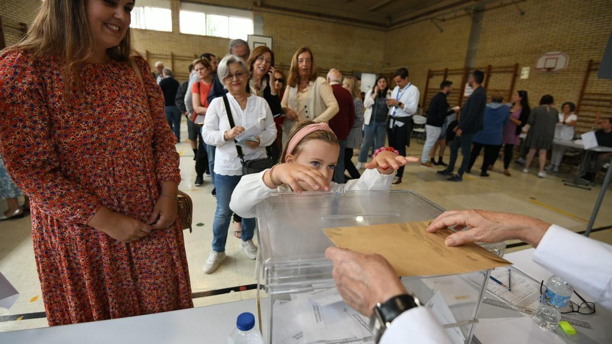 La jornada electoral del 28M en imágenes