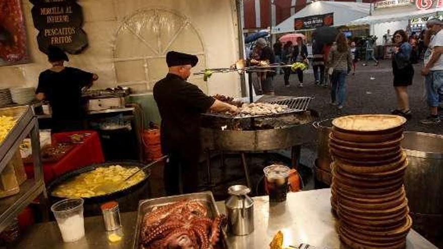 Carretero agota su &quot;Fariña&quot; en un buen año para la venta de libros