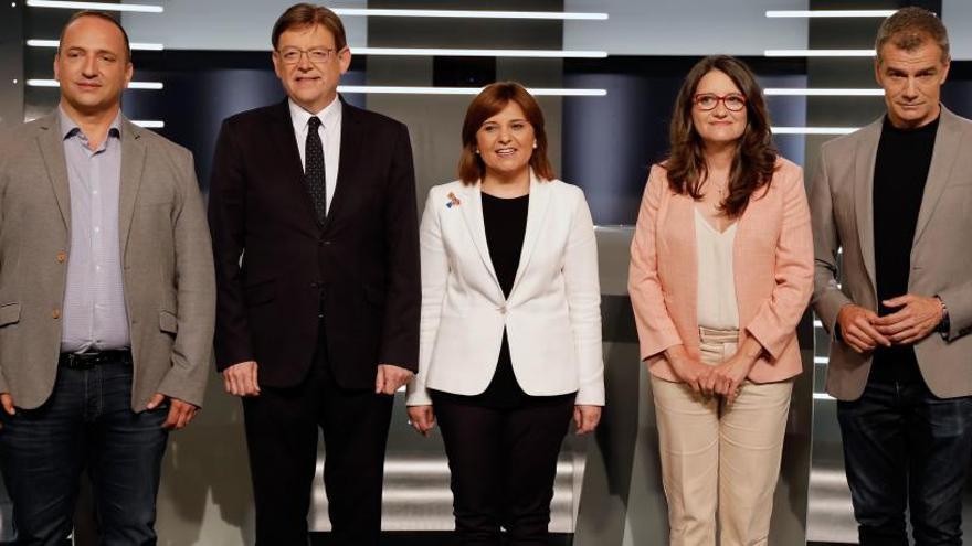 De izquierda a derecha, Rubén M. Dalmau (Podemos), Ximo Puig (PSPV), Isabel Bonig (PP), Mónica Oltra (Compromís) y Toni Cantó (Cs).