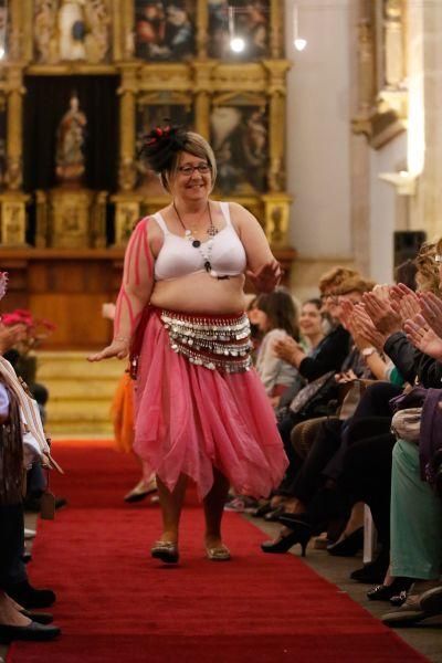 Desfile de mujeres masectomizadas