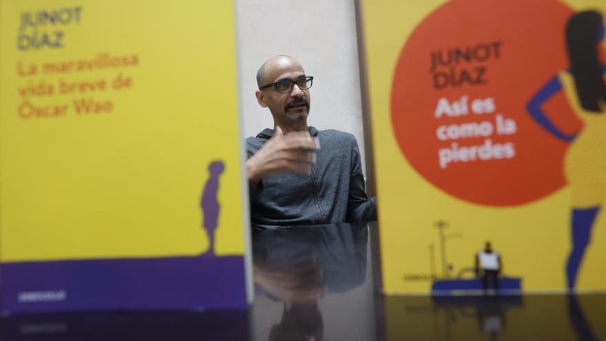 Junot Díaz: "Soy escritor por las lecturas que he hecho" - La Provincia - Vimarsana News