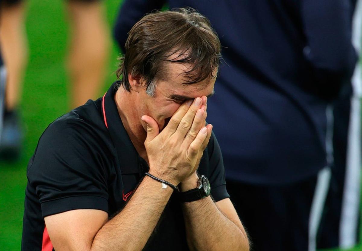 El Sevilla FC campeón en la final de la UEFA Europa League 2020 disputada en el Rhein Energie Stadion en Colonia entre el Sevilla FC y el Inter de Milan.