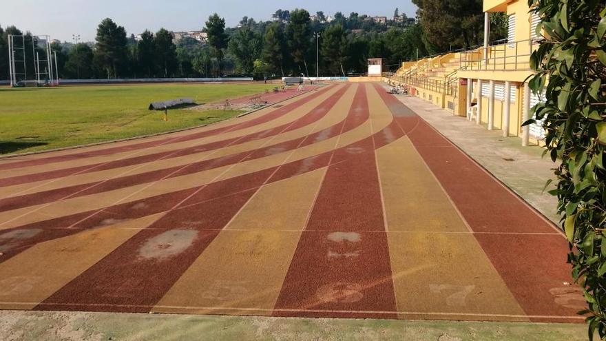 La pista d&#039;atletisme del Congost es troba en molt mal estat