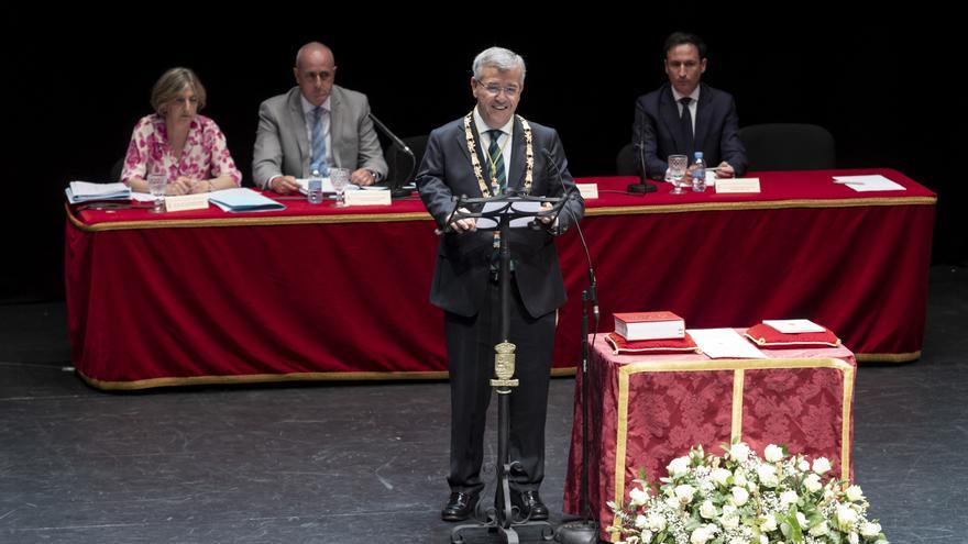 García Urbano promete &quot;un mandato decisivo&quot; para fortalecer el bienestar ciudadano en Estepona
