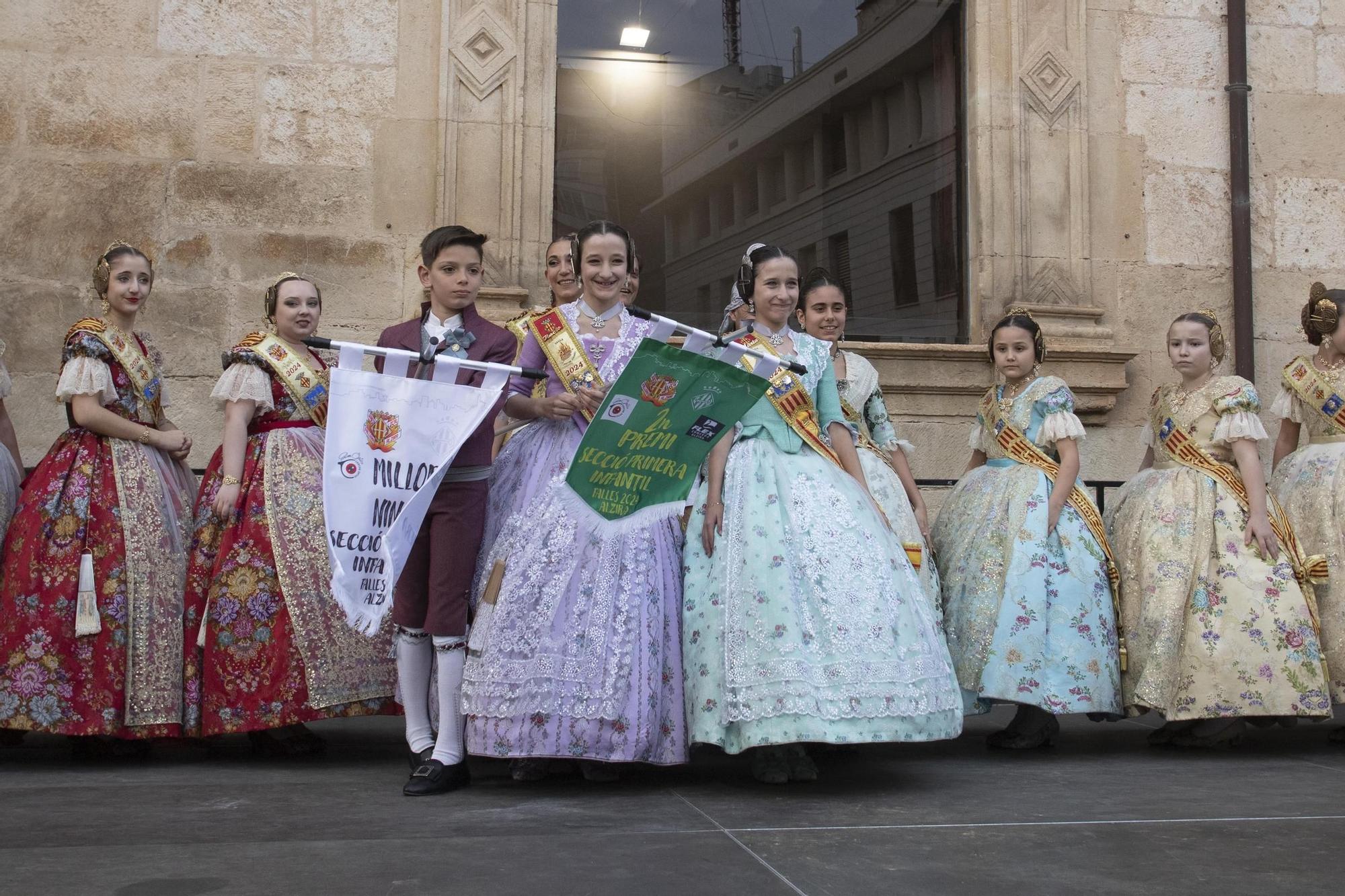 Las mejores imágenes de la entrega de premios de las fallas de Alzira