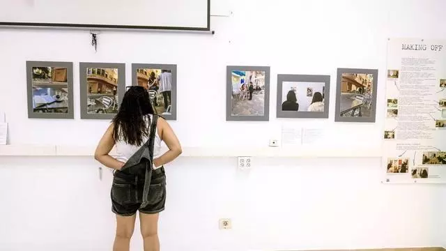 VÍDEO | ‘Mirada creuada’: la exposición de Casal Petit que une los tabúes de la cárcel y la explotación sexual