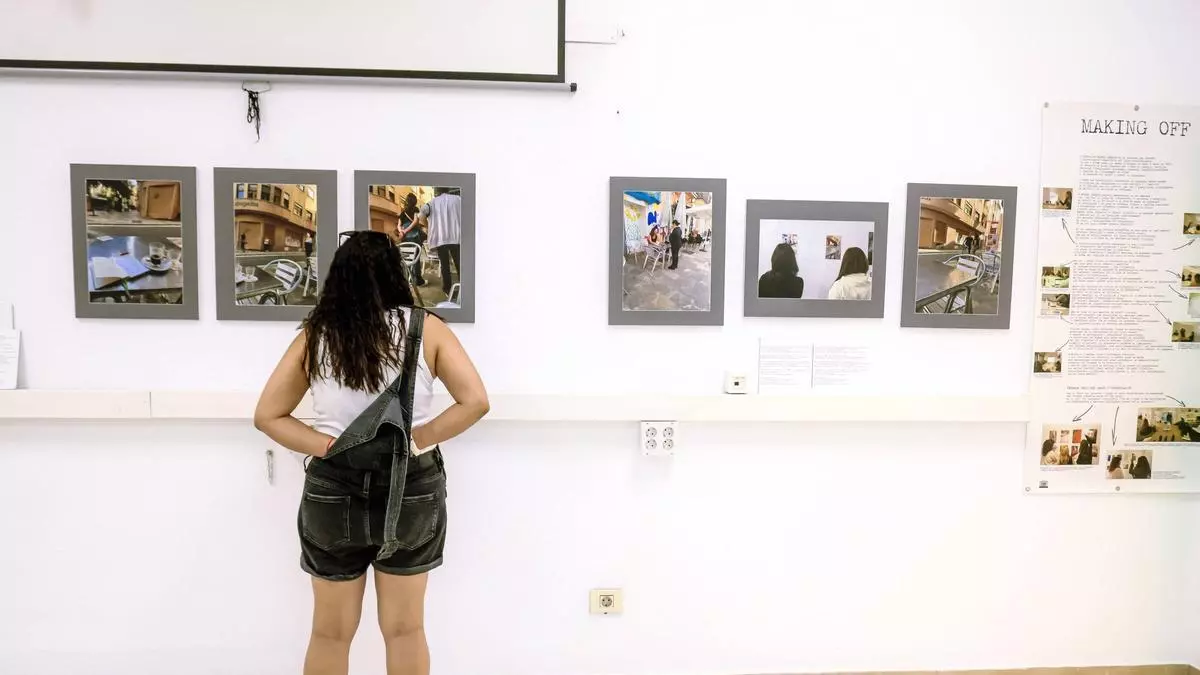 ‘Mirada creuada’: la exposición de Casal Petit que une los tabúes de la cárcel y la explotación sexual