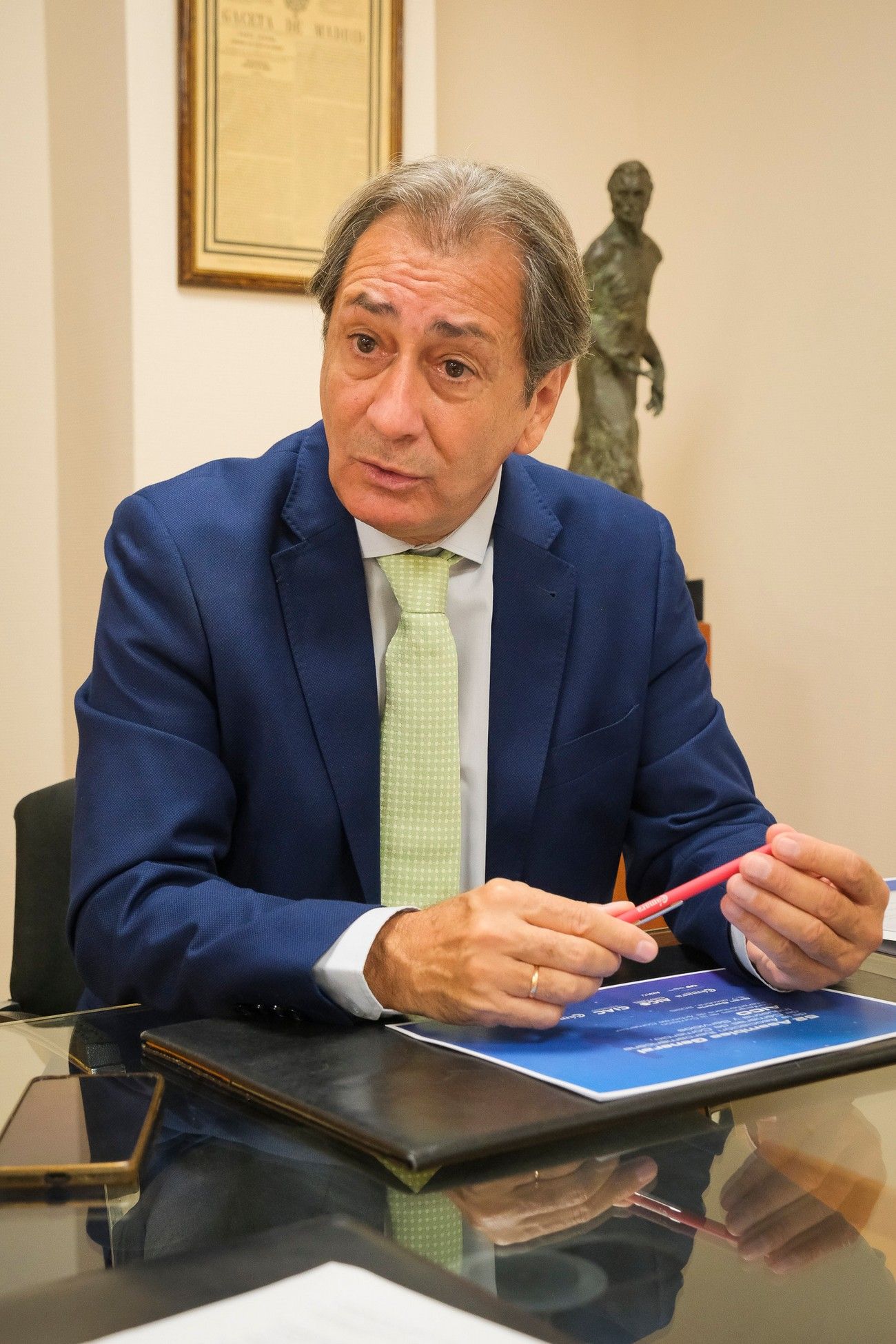 Luis Padrón por el congreso de Cámaras de Comercio