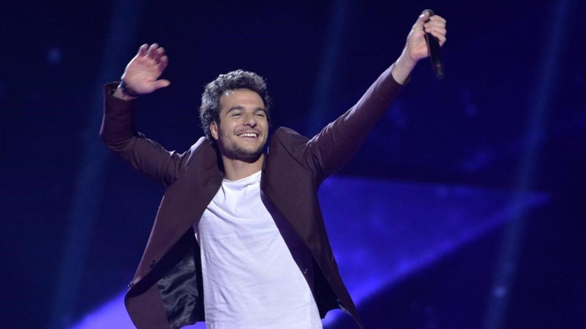 El francés Amir Haddad, en un ensayo para Eurovisión 2016