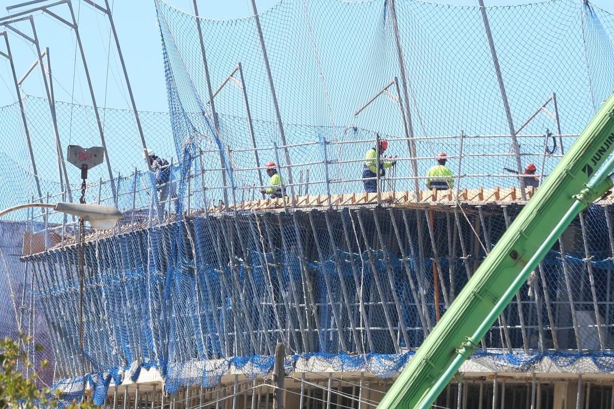 Trabajadores en una obra de Ibiza.