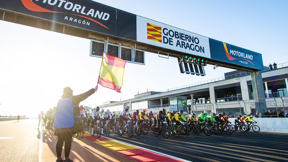 Salida de la prueba ciclista este sábado