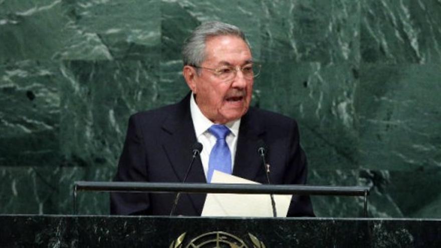 Raúl Castro advierte de que las relaciones con EEUU sólo se normalizarán con el fin del bloqueo