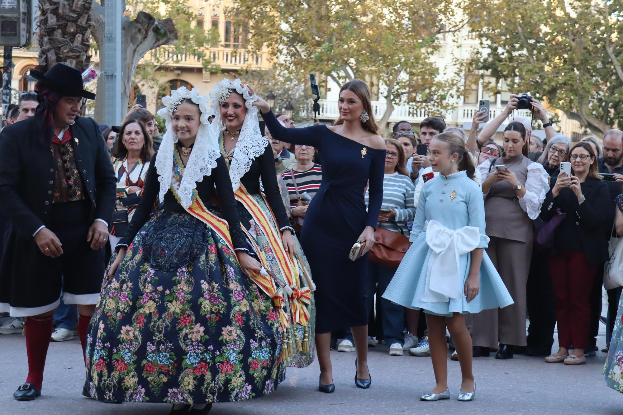 Gestos entre ciudades y fiestas