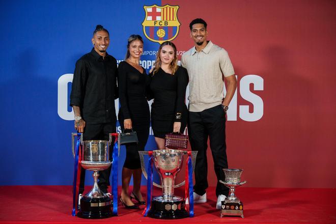La fiesta de los campeones: Así posaron en la cena de celebración