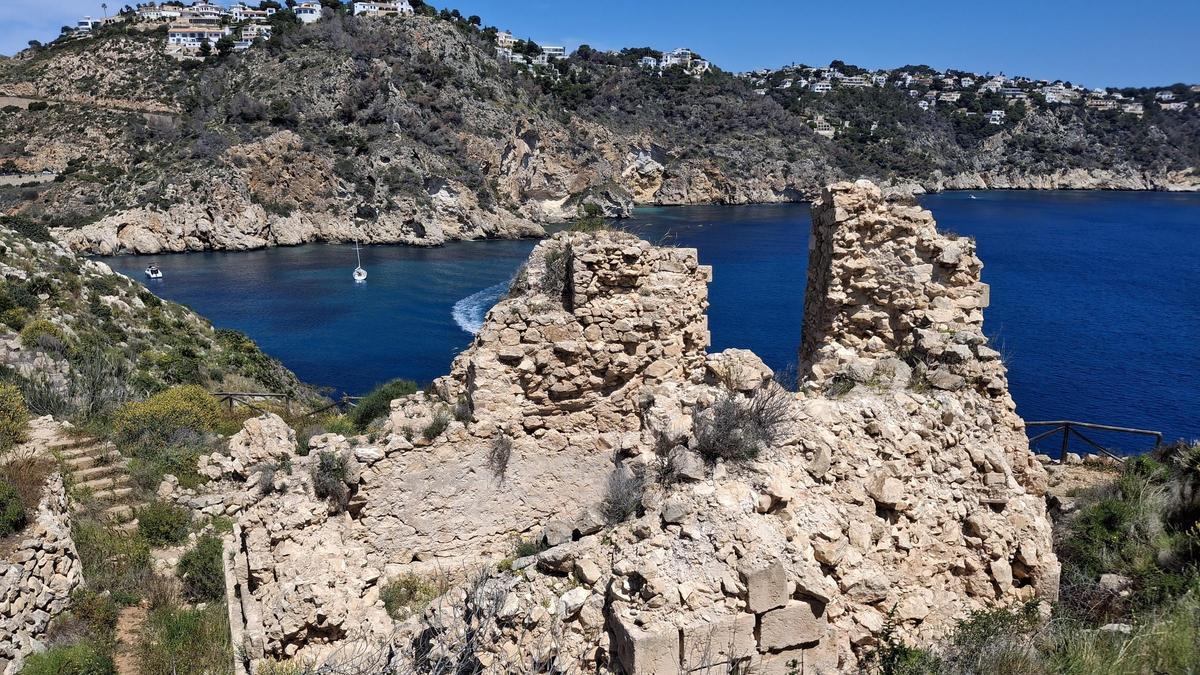 Las ruinas del Castell de 1739 de la Granadella