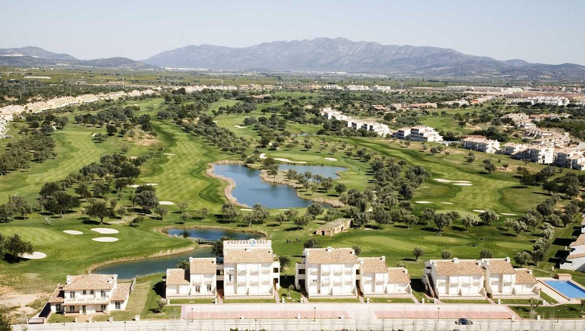 El gran epicentro del festival será la Zona Expo, ubicada en la urbanización del Club de Golf Panorámica, un espacio ajardinado de más de 110.000 m².