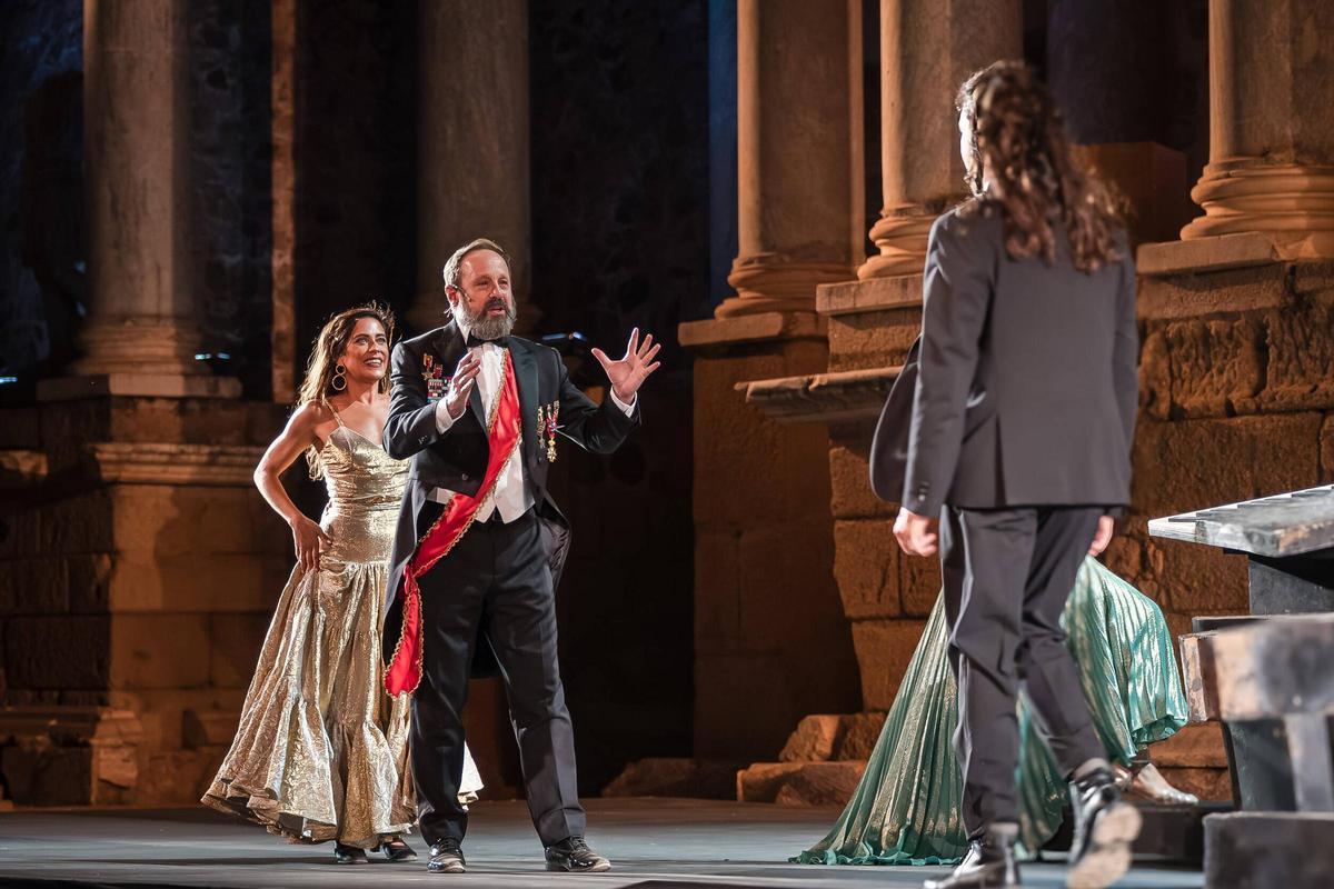 El Teatro Romano de Mérida acoge la puesta en 'Electra' El Teatro Romano de Mérida acoge la puesta en 'Electra'