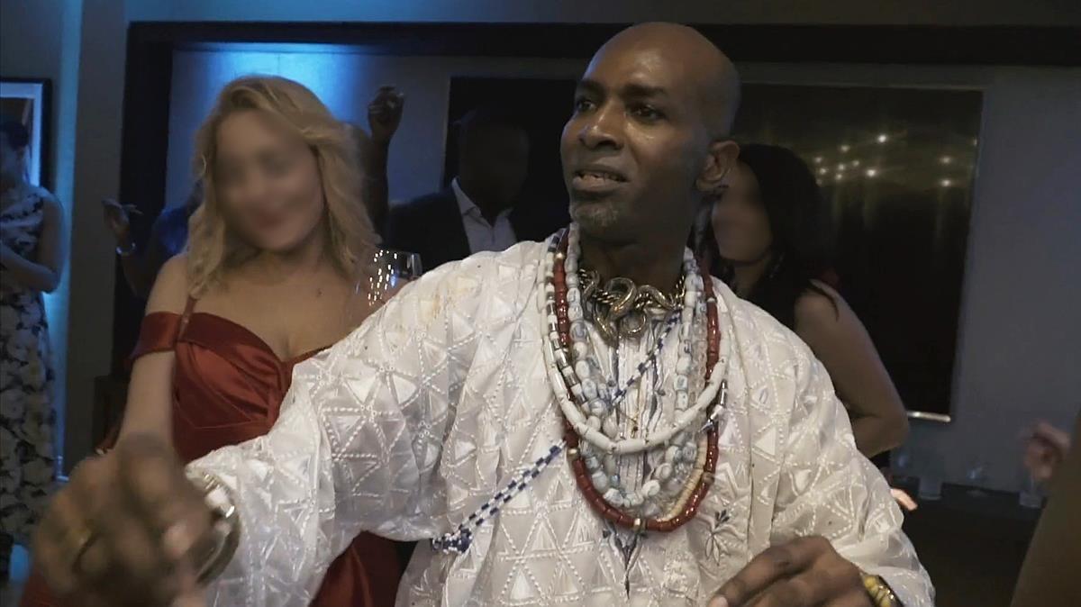 Sociedad  Prince Randy Sogan  El principe africano de las fiestas ilegales en Madrid  acusado de violencia machista   El Principe Randy en una de las fiestas que celebro    Imagen de video