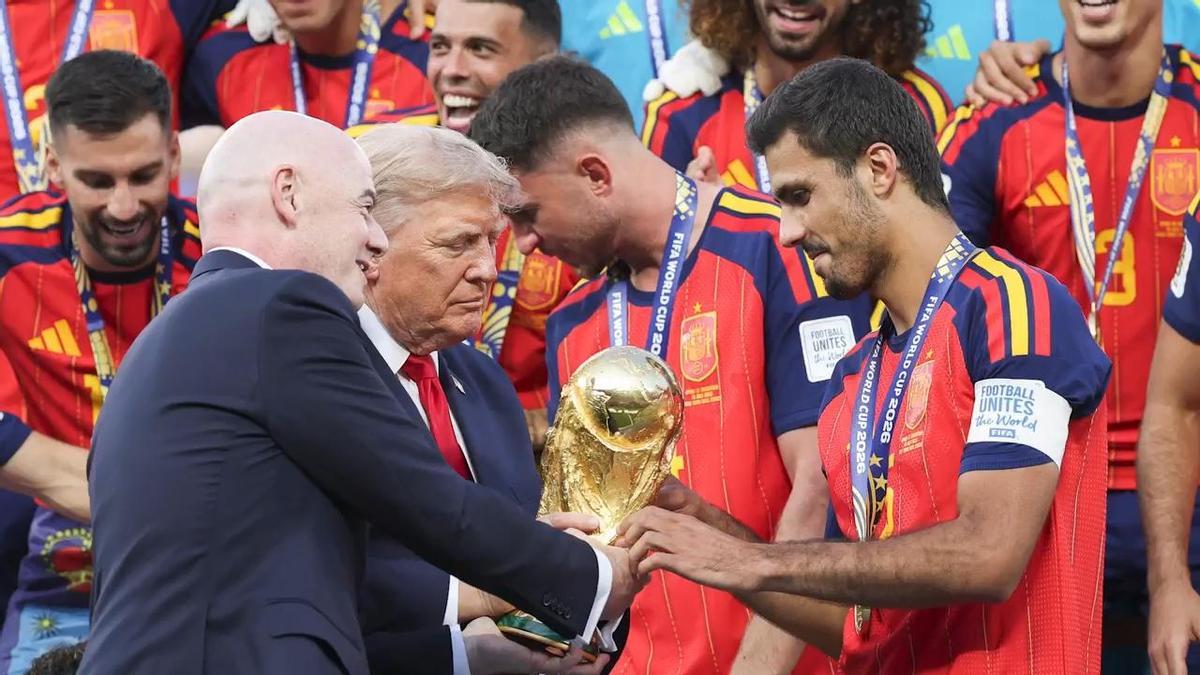 Donald Trump asegura que "nunca habló" con Infantino sobre los planes para vender participaciones del Mundial