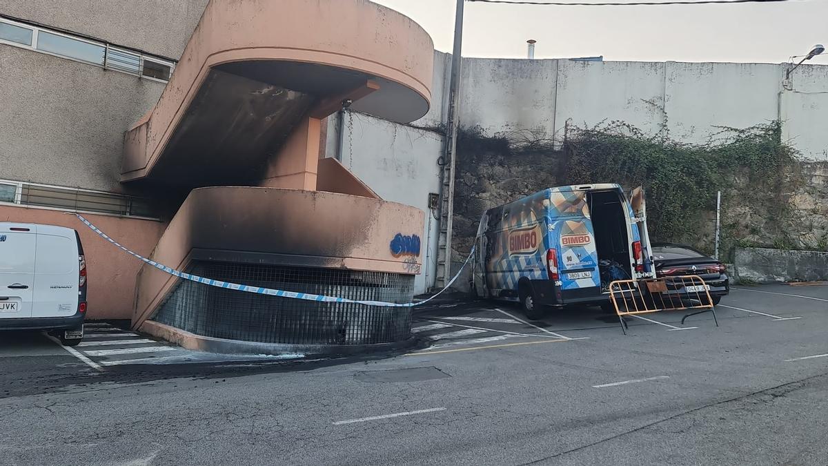 Vehículos y acceso al pabellón afectados