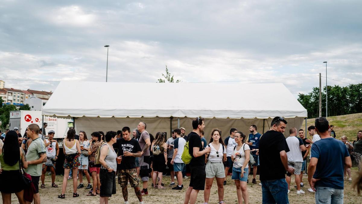 O barrio, de foliada na carpa popular