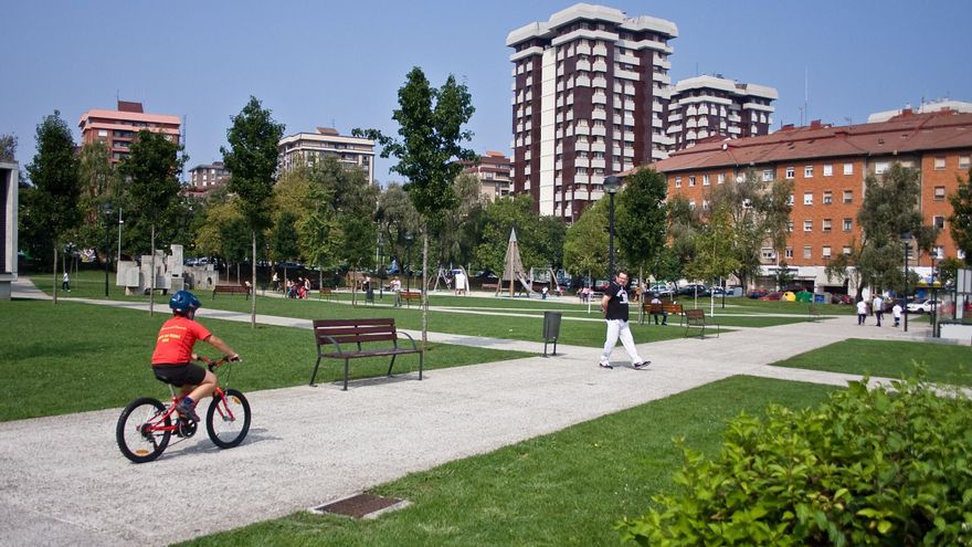 Adjudicada la reforma del parque Severo Ochoa de Gijón y el Bosque de Muniellos