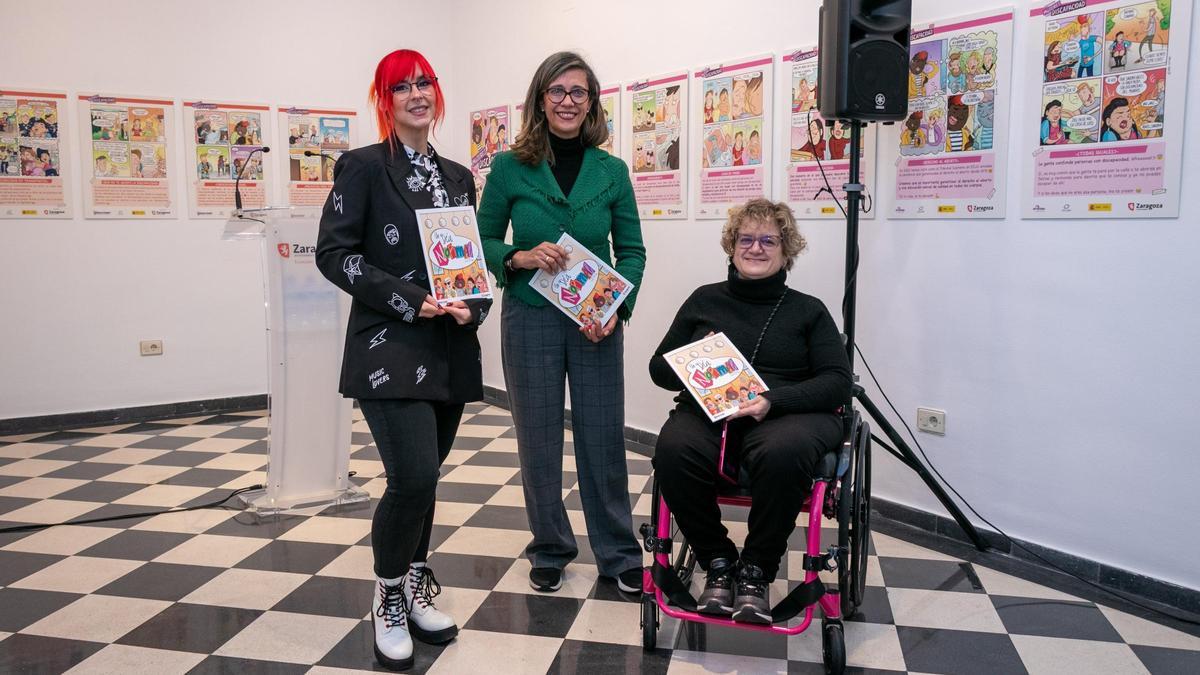 Jotabé, Orós y Valencia, en la presentación del cómic.