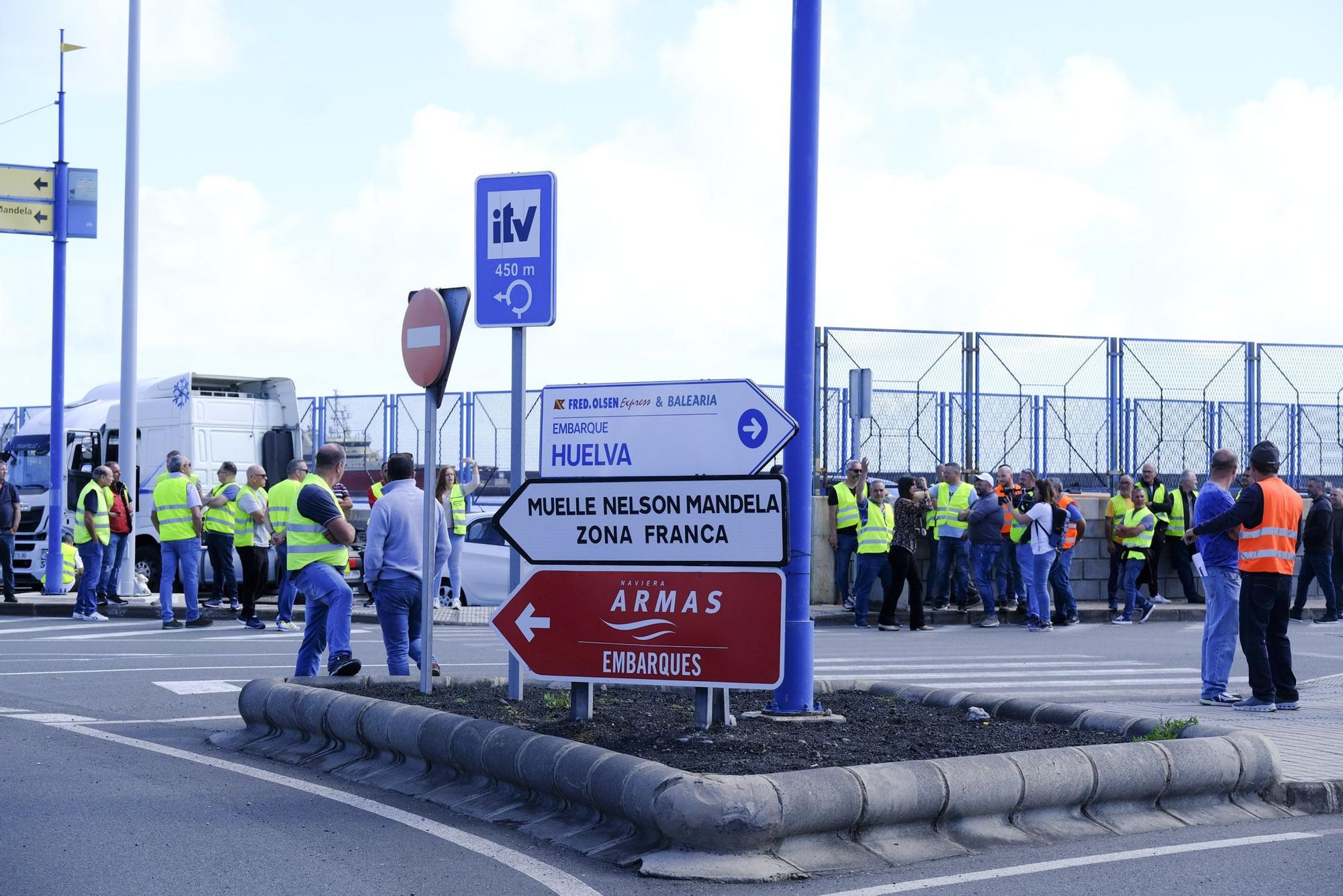 Huelga de transportistas en el Puerto de Las Palmas (27/02/23)