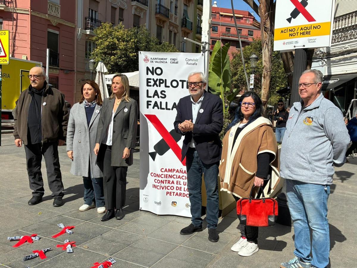 Presentación de la campaña contra el incivismo en Russafa.