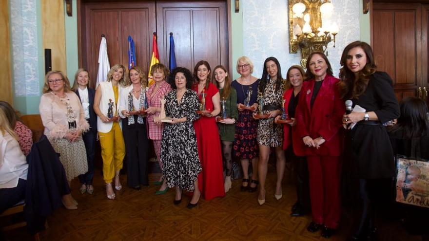 El Aula de la Mujer entrega sus premios anuales