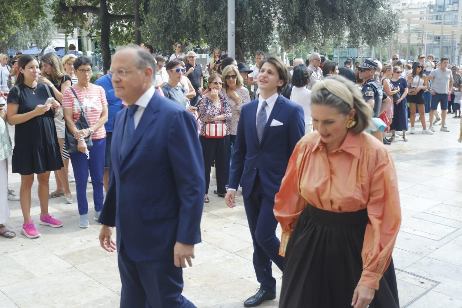 Así ha sido la llegada de los invitados a la boda real en València