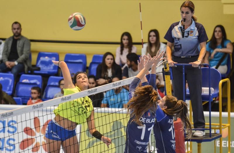 03/11/2018 LAS PALMAS DE GRAN CANARIA. Voley femenino, IBSA CV CCO 7 Palmas - Feel Volley Alcobendas FOTO: J. PÉREZ CURBELO  | 03/11/2018 | Fotógrafo: José Pérez Curbelo