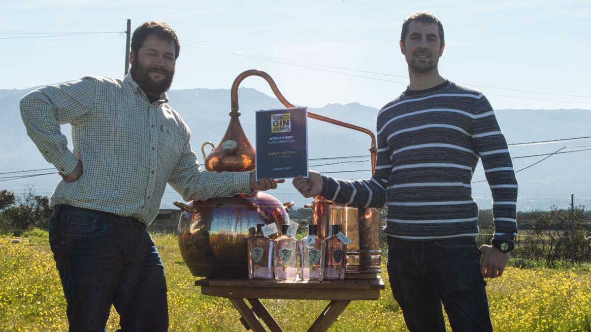 Marcos Rubio y Alfonso Vallejos, fabricantes de la mejor ginebra española.