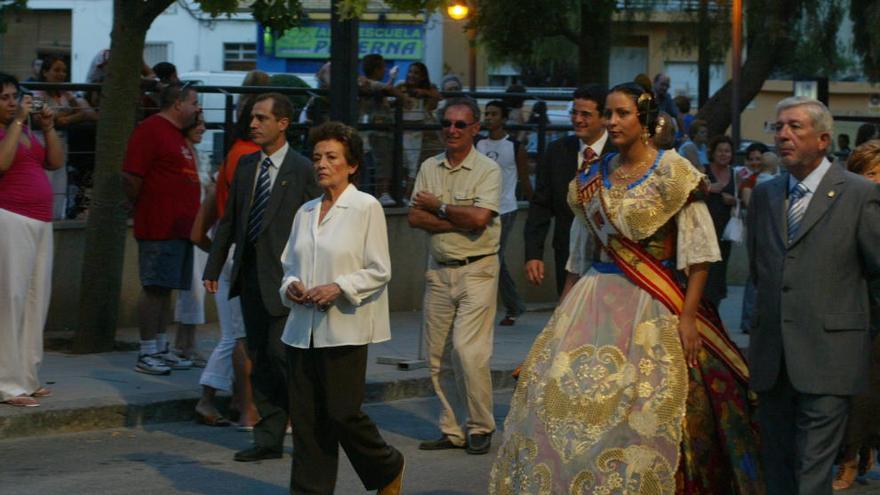 Amparo Baró, en las fiestas de Paterna en 2005