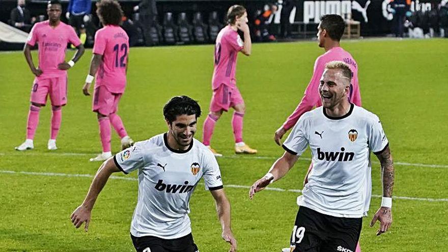 Soler celebra uno de los goles anotados al Madrid en la primera vuelta