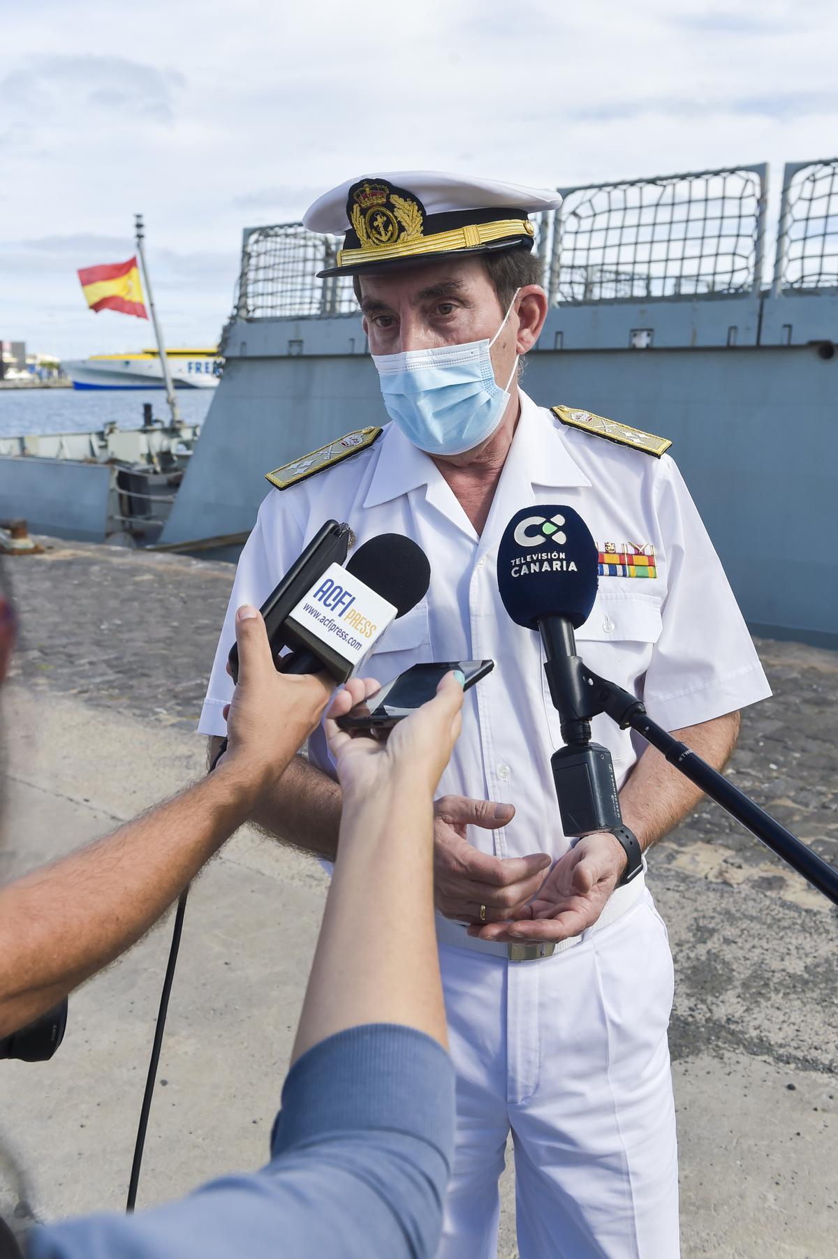 Visita del Almirante de la Flota, Antonio Martorel Lacave, a las unidades de la Flota en Canarias
